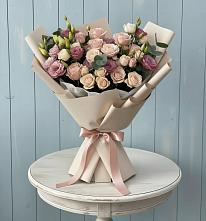 Букет цветов из:  Розы и Лизиантусы в Зырянском