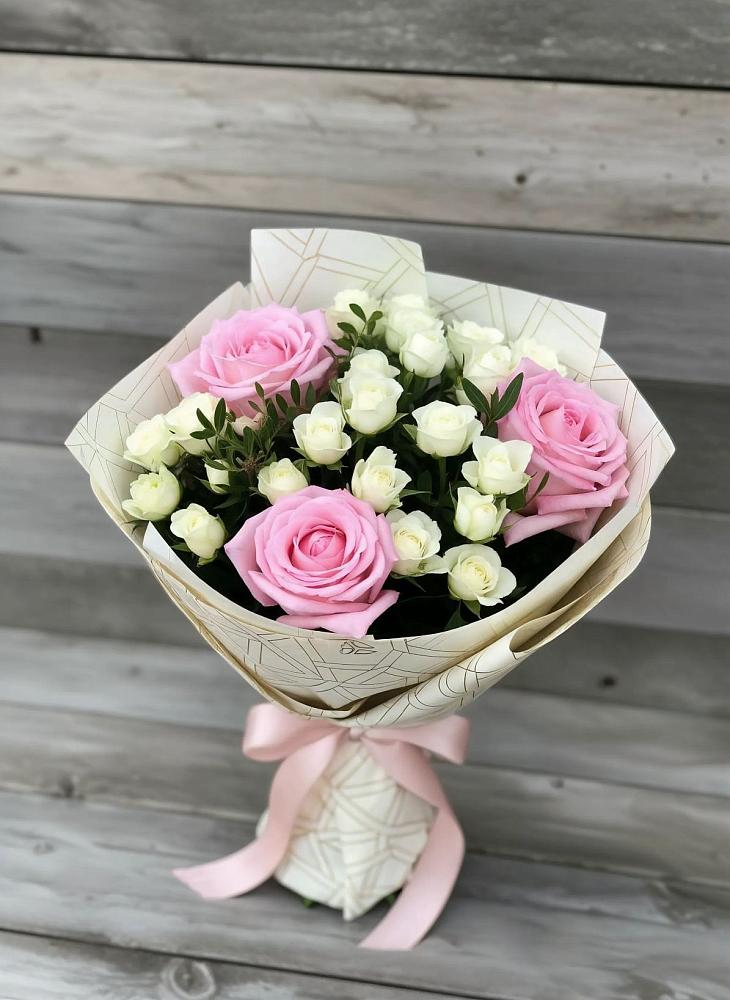 Букет цветов из: Розы в Зырянском