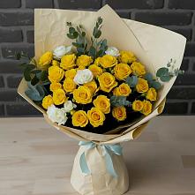 Букет цветов из:  Розы #REPLACE_PRED# Зырянском