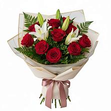 Букет цветов из:  Лилии и Розы в Зырянском