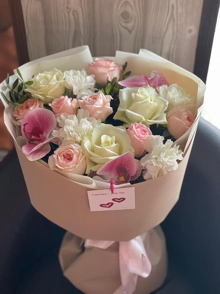 Букет цветов из: Орхидеи, Розы и Гвоздики в Зырянском