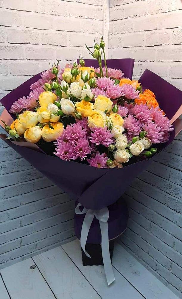 Букет цветов из: Хризантемы и Розы в Зырянском
