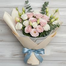 Букет цветов из:  Лизиантусы в Зырянском