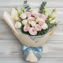 Букет цветов из:  Лизиантусы в Зырянском