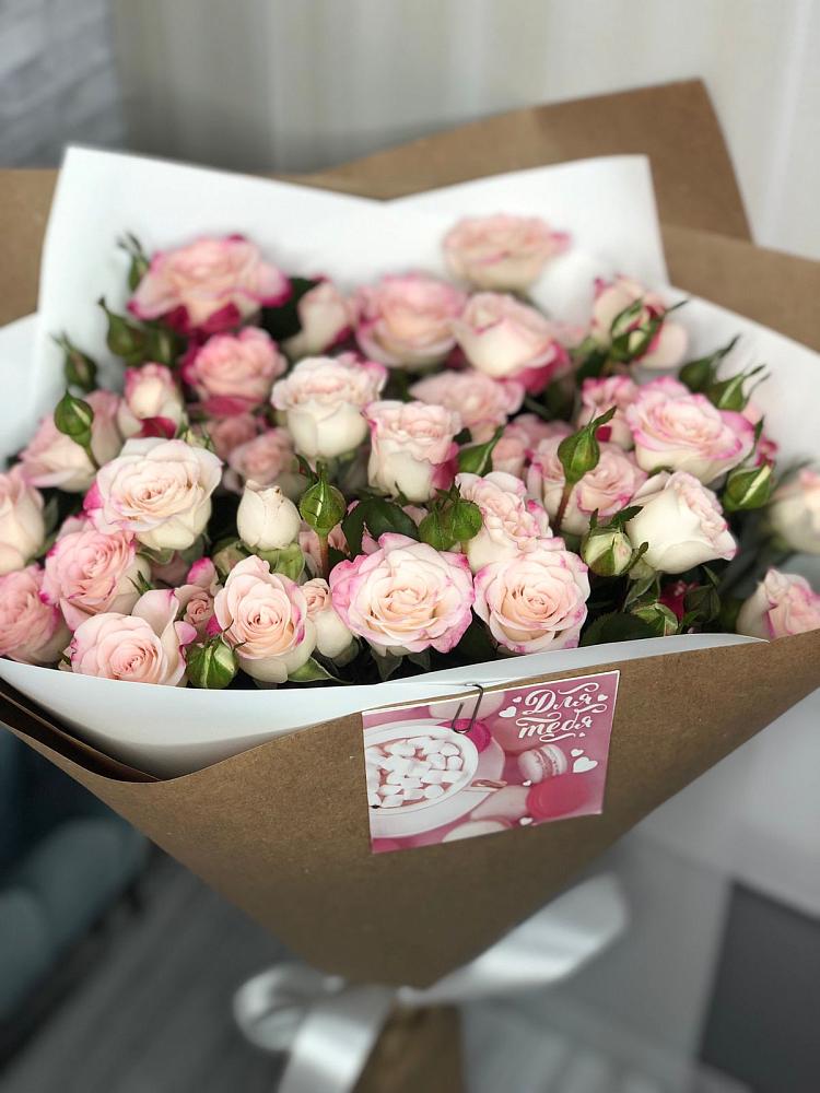 Букет цветов из: Розы в Зырянском