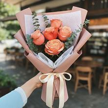 Букет цветов из:  Розы #REPLACE_PRED# Зырянском