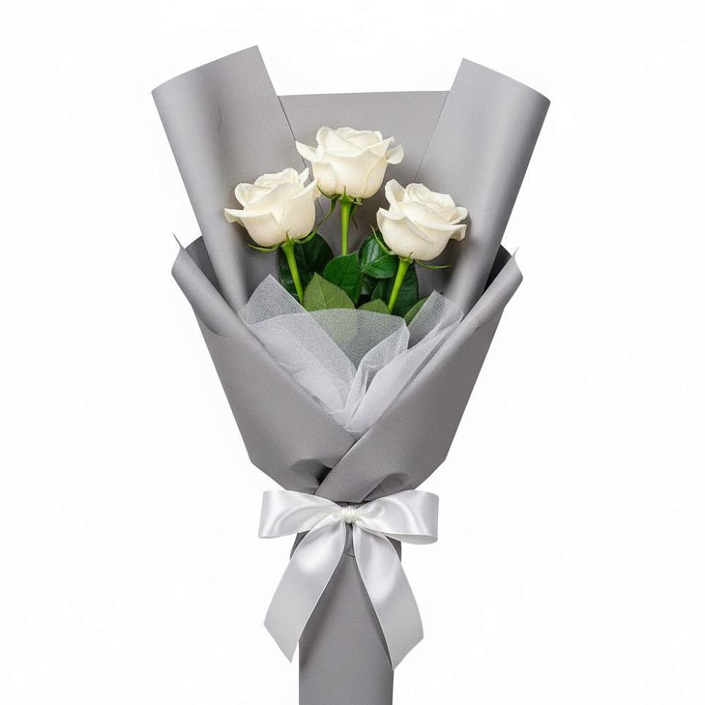 Букет 3 белые розы в Зырянском