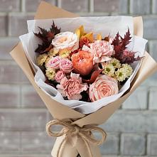 Букет цветов из:  Гвоздики, Хризантемы и Розы в Зырянском
