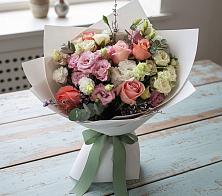 Букет цветов из:  Розы, Лизиантусы и Гвоздики в Зырянском