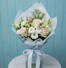 Букет цветов из:  Розы и Лизиантусы #REPLACE_PRED# Зырянском