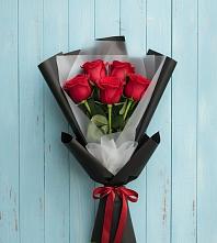 Букет цветов из:  Розы #REPLACE_PRED# Зырянском