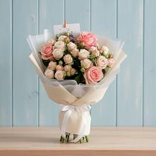 Букет цветов из:  Розы в Зырянском